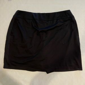 Chicos Zenergy GOLF Skort w/ Pockets  Size 12-14 (2)